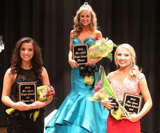 Miss Greer High School 2016 Emma Kate Rhymer, center, is flanked by 1st Runnerup Mikayla Parker, left, and Tara Hawkins, 2nd Runnerup.
 
 
 