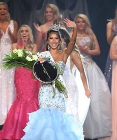 Dabria Aguilar, Miss Capital City Teen, was crowned Miss South Carolina Teen 2021. She is a 17-year-old from Hanahan.
 