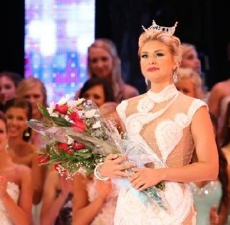 Ali Rogers, last year's Miss South Carolina and runnerup in the Miss America pageant, takes her final walk on Saturday night.