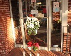 A makeshift memorial from employees and friends remembering Virgil Cannon is at the front door of Cannon’s Restaurant at 409 Trade Street.
 
 