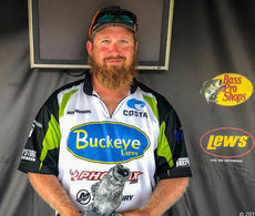 Jason Burroughs said he focused on shallow red clay points and small pebble rock points to win his third career victory on Lake Hartwell in the Bass Fishing League competition. 
 
 