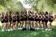 2013-2014 Greer Varsity Cheerleaders