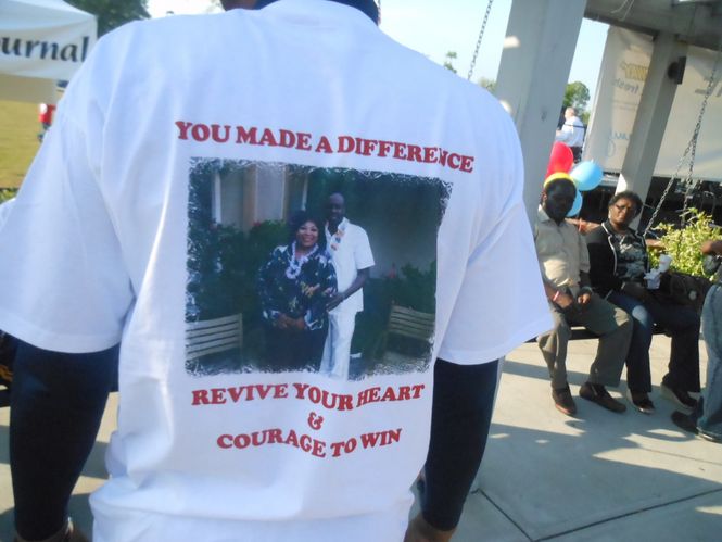 Walkers styled their own T-shirts to illustrate a personal story.