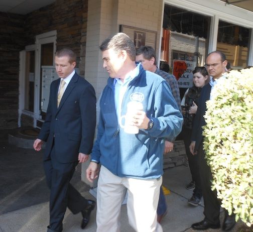 Allen Smith showed Texas Gov. Rick Perry around town during Perry's run for the Republican nomination primary. Perry withdrew the next day.
 