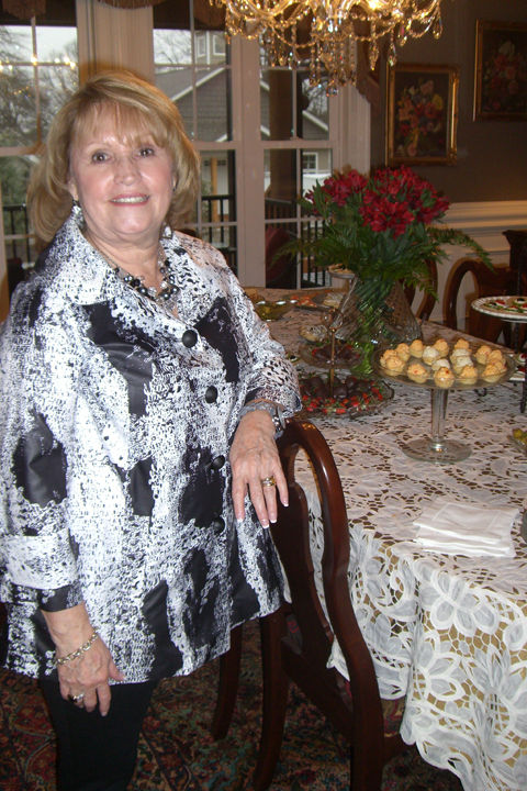 The reception was held at the home of Donna Smith in Greer.